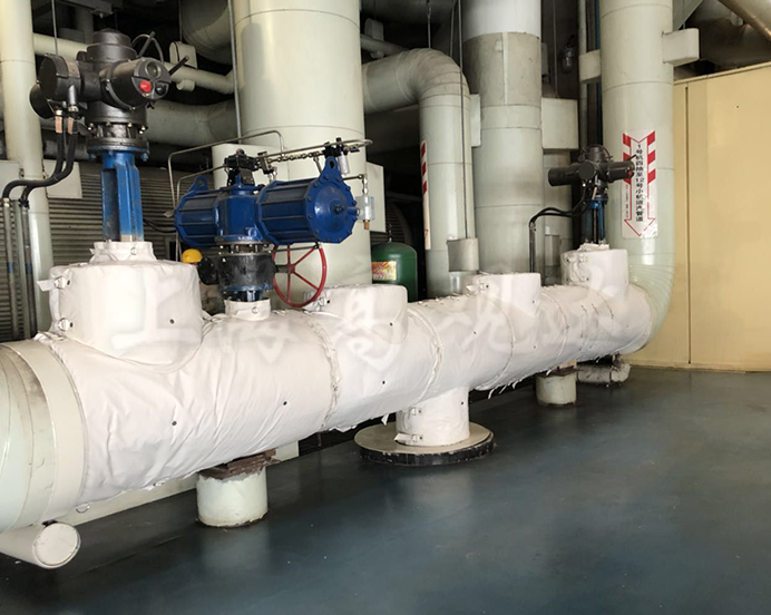 Detachable insulation sleeve (pipes, valves, tees, etc.)